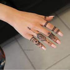 Simple But So Stunning Henna Tattoo Designs Henna Tattoo Hand Finger Tattoos