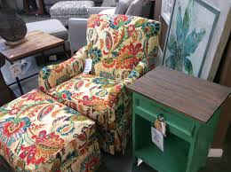 Dogtown akins furniture is the largest furniture the akins family now spans four generations and over 90 years of furniture experience. Akins Furniture On Twitter A Pop Of Color Chairs America Swivel Rocker With Ottoman 599 Pacific Paladin Accent Chair Side Table 79