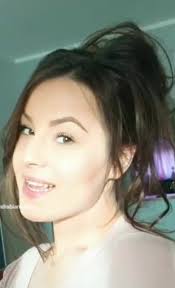 #Cioc #Cioc #Cioc #la #ușa #ta 😎💜