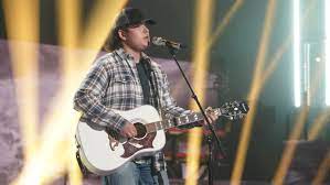 Caleb kennedy is leaving american idol after an offensive video of him spread on social media. Cr81vtiok Po M