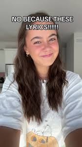 Olivia Green Wall Red