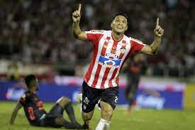 Social rating of predictions and free 1 august at 1:10 in the league «colombia primera a» will be a football match between the teams independiente medellin and junior on the stadium. Imagenes Del Partido De Ida En La Final De La Liga Aguila Junior Vs Medellin Futbol Colombiano Liga Betplay Futbolred