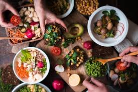 Bei der mittelmeerdiät müssen sie auf nichts verzichten und können trotzdem abnehmen. Gesund Essen So Ernahrst Du Dich Endlich Richtig Ohne Diat Fit For Fun