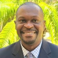 100+ "Darren L" profiles