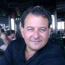 Any sales people in Austin looking for an in-office AE high-velocity sales  role? Message me!