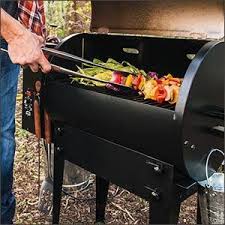 Amazon Com Traeger Grills Tailgater 20 Portable Wood Pellet Grill And Smoker Grill Smoke Bake Roast Braise A Grilling Traeger Grill Wood Pellet Grills