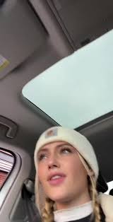 D A N N I 🪩🏠🎹🍒 (@.daniluvsuu)