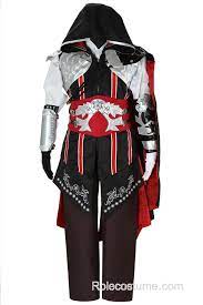Collect 50 feathers in the box in your villa to unlock the condottiero war hammer for purchase for 30,600 florins at the blacksmith's shop at villa . Assassin S Creed Ii Ezio Cosplay Black Edition