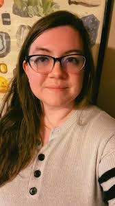 Samantha Sheppard's Instagram, Twitter & Facebook