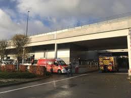 Arras Important Deploiement De Pompiers A Cote D Auchan Apres Un Degagement De Fumee