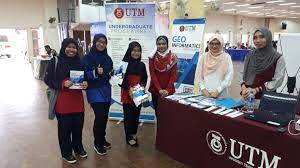 Kolej matrikulasi pahang (kmph) merupakan salah sebuah kolej matrikulasi di bawah kendalian bahagian matrikulasi. Pemasaran Program Geoinformatik Di Kolej Matrikulasi Pahang Gambang Faculty Of Built Environment And Surveying