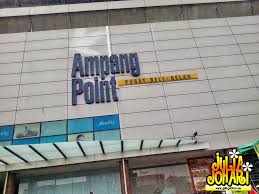 Aku gi kedai dia kat cawangan kajang. Spotlight Ampang Point
