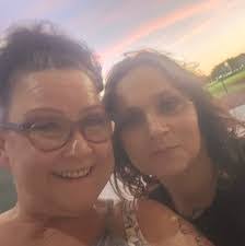 Miranda Crisp's Instagram, Twitter & Facebook