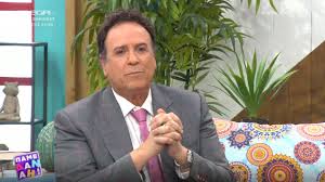 Όσο για ένα παλαιότερο δημοσίευμα που τον παρουσίαζε ως φορέα του aids, ο χάρης ρώμας εξομολογήθηκε: O Xarhs Rwmas 3espa8wnei Gia Sykofantiko Dhmosieyma Mega Tv