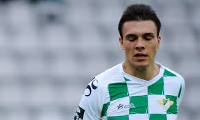 Desta vez o remate à entrada da área saiu forte e colocado, a bola entrou junto ao poste e só. Sporting Empresta Palhinha Ao Belenenses Renascenca