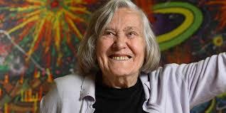 Rebecca Agnes's Instagram, Twitter & Facebook