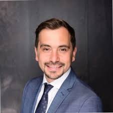 Nick Spindler auf LinkedIn: Seit Anfang des Jahres tätig als Chefarzt der  Klinik für Plastische, Hand-…