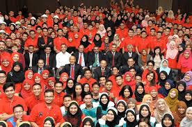 Sime darby merupakan syarikat korporat terkenal malaysia portfolio milik pelaburan permodalan nasional berhad (pnb). Sime Darby Developing Industry Ready Graduates Through Skim Latihan 1malaysia Sime Darby Berhad