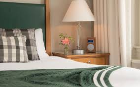 Hanover inn dartmouth was once the home of general ebenezer brewster, who became dartmouth college steward in 1769. Hotel In Hanover Nh Hanover Inn Dartmouth