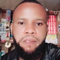 50+ "Edwin Junior" profiles