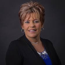 Christine Gaskill's Instagram, Twitter & Facebook