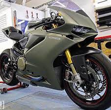 Loving The Matte Green Wrap On This Bike By Ety Design Promoting Wrappers Around Motorrad