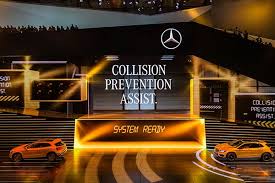 Fascination Mercedes The Future On The Road On Behance Exhibition Booth Design Mercedes Stage Backdrop