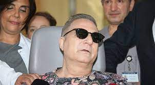 Jun 18, 2021 · ünlü şovmen mehmet ali erbil'in kendisine yönelik sözleri sonrası evdeki hizmetlisine tecavüz ettiğini iddia eden seda sayan 'tuğba ile evli iken evdeki hizmetli masum kıza tecavüz. Mehmet Ali Erbil Biography Height Life Story Super Stars Bio