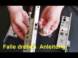 Gartentor schloss │ wir haben die aktuellen schlösser für ihr gartentor unter die lupe genommen hinweise zum einbau ratgeber verbraucherportal. Falle Beim Einsteckschloss Drehen Din Li Re Anleitung Youtube