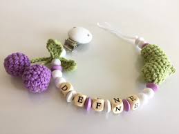 Gelsin Yeni Modeller Emzik Zincirinde Farkli Tarzlar Emzikzinciri Emzikaskisisiparisialinir Emzikaskisi Emzik Emziksusu Crochet Necklace Crochet Jewelry