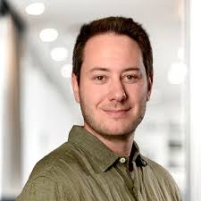 When I've finished updating my profile with the new role in TIL, I was  asked if I wanted to share with my Network (yes, that annoying  advertisement-like-default-communication, "I am happy to… |