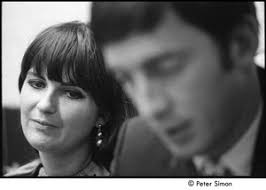 Ian and Sylvia at the Unicorn: Ian Tyson (foreground) and Sylvia Tyson  backstage