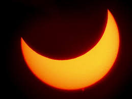 Was ist eine partielle sonnenfinsternis, was macht die sonnenfinsternis partiell? Meist Freie Sicht Auf Die Partielle Sonnenfinsternis