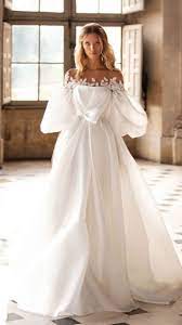 Tumblr Est Un Lieu Ou Vous Pouvez Vous Exprimer Apprendre A Vous Connaitre Et Creer Des Liens Autour De Bow Wedding Dress Bridal Dresses A Line Wedding Dress