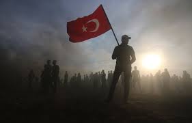 Bayraktaki al, kan kırmızısıdır ve şehitlerin dökülen kanlarını temsil eder. Turk Bayragi Resimleri Iste En Guzel Bayrak Resimleri Gundem Haberleri