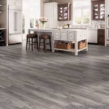 Piso Vinilico Autocolante Para Cozinha Precos Maua Piso Vinilico Adesivo Para Cozinha Abc Pisos Laminados E Vinilicos O piso pvc usado para revestir o piso da cozinha é o mesmo aproveitado em outros. piso vinilico adesivo para cozinha