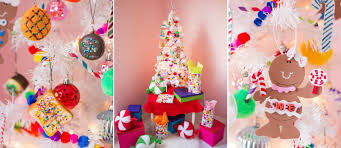 Shop wilton's online baking supply store for your all your baking needs! Candy Themed Christmas Tree Fun365