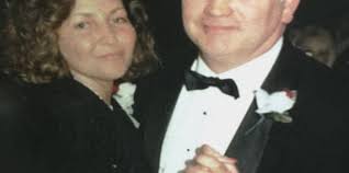 Lori Schadewald's Instagram, Twitter & Facebook