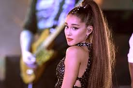 Ariana grande cloud eau de parfum is an uplifting fragrance. Ariana Grande Announced The Release Of Her Cloud Perfume Teen Vogue