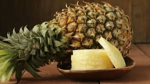 Khasiat minyak kayu putih juga bisa dimanfaatkan untuk meredakan gejala herpes. Khasiat Buah Nanas Untuk Pria