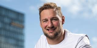 Michael Annen's Instagram, Twitter & Facebook