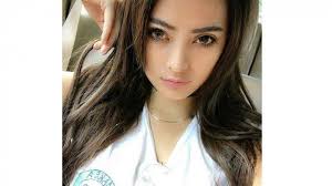 Nora alexandra philip ini akan segera menikah dengan jerinx sid. Ramai Aska Ongi Sama Sama Jadi Mantan Istri Aliff Alli Khan Nora Alexandra Beri Dukungan Tribun Jambi