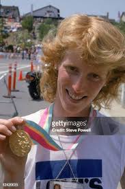 Connie Carpenter-Phinney of the USA poses as she wins the Gold Medel...  News Photo