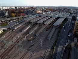 Strona internetowa przewoźnika kolejowego pkp intercity s.a. Rewolucja Na Dworcu Pkp Krakow Glowny Beda Duze Utrudnienia Dla Pasazerow Krakow Super Express