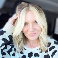 Have stains improved their UV protection in recent years for refinishing  red oak wood floors?