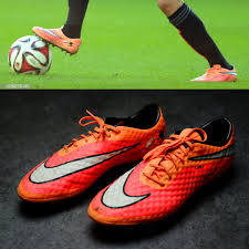 Robert lewandowski zaczepiony przez legendę andory. Photnunan On Twitter Robert Lewandowski Match Worn Boots