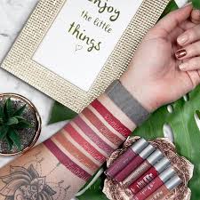 The Balm Kit Vol 2 Meet Matt E Hughes Romantic Reliable Affectionate Brilliant Charismatic Faithful The Balm Meet Matte Hughes Lip Colour