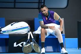 Kyrgios tweeted his specs i just remember 325 gr i don't remember if he tweeted balance and sw. Nick Kyrgios Throws Broken Racket Away In Australian Open Warm Up Loss Serena Williams Pulls Out Of Semi Final Against Ash Barty Abc News