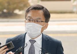 best 1보 검찰총장 후보군에 김오수·구본선·배성범·조남관 (32). 05nqeowzw8atem