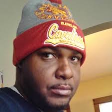 Which drivetrain is better for drifting, AWD or RWD, in Forza Horizon 5?